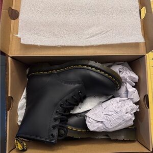 Dr. Martens Black Leather Boots NWT Women’s Size 7 Brand New. Never worn.